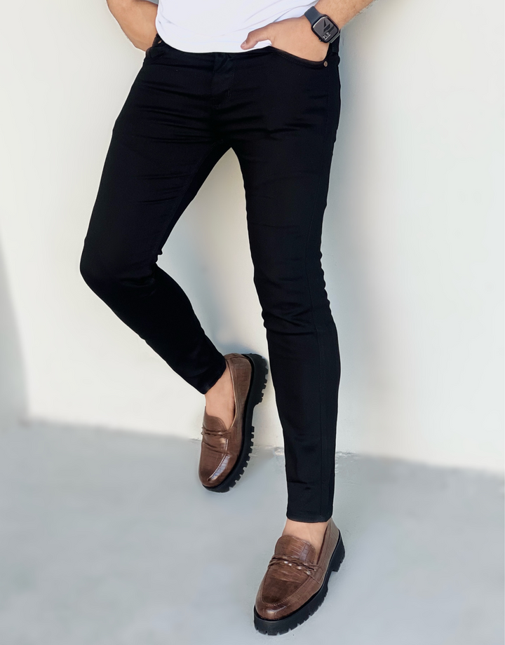 STRETCHABLE SLIM FIT JEANS (JET BLACK) 01 - FITTEEZ