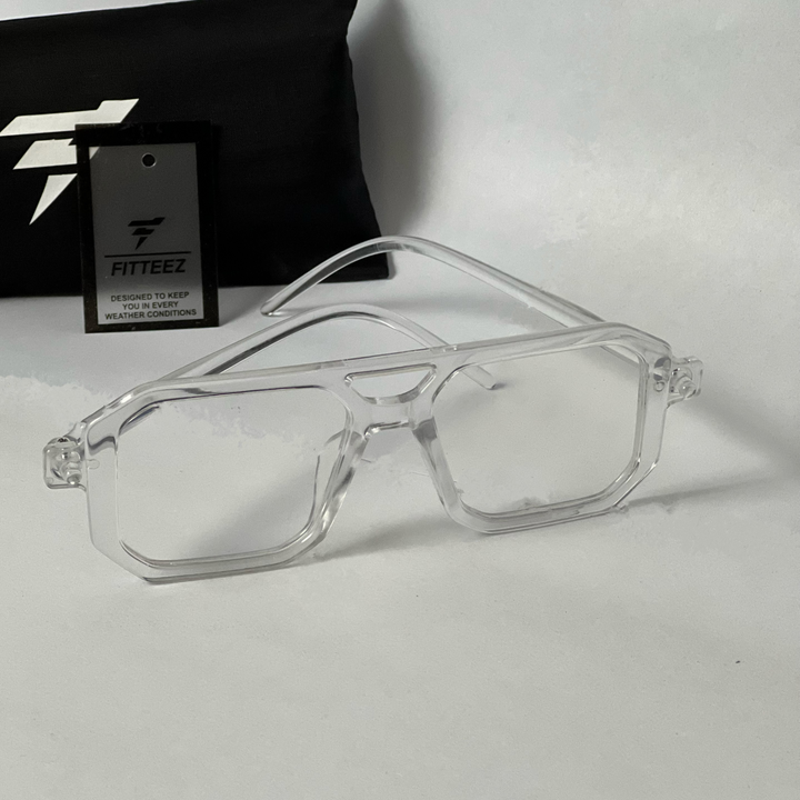 CLARITY: GLASSES PROVIDE CLEAR VISION AND CORRECT REFRACTIVE ERRORS EFFICIENTLY. - FITTEEZ