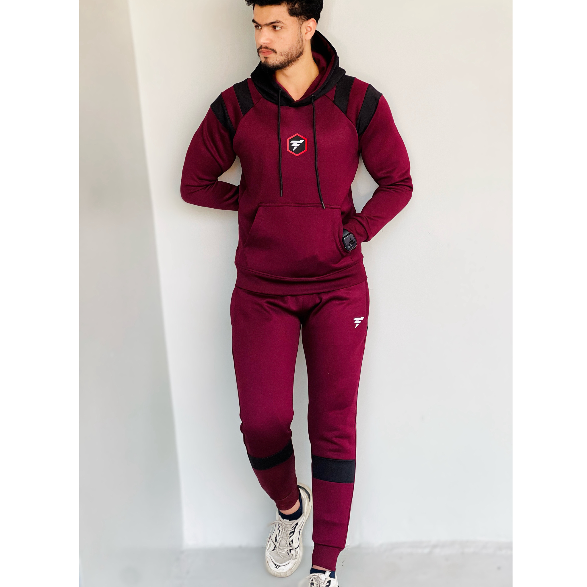 Maroon nike outlet tracksuit