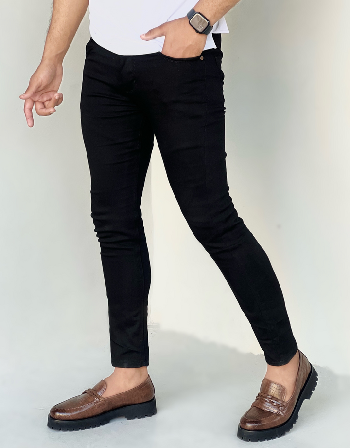 STRETCHABLE SLIM FIT JEANS (JET BLACK) 01 - FITTEEZ