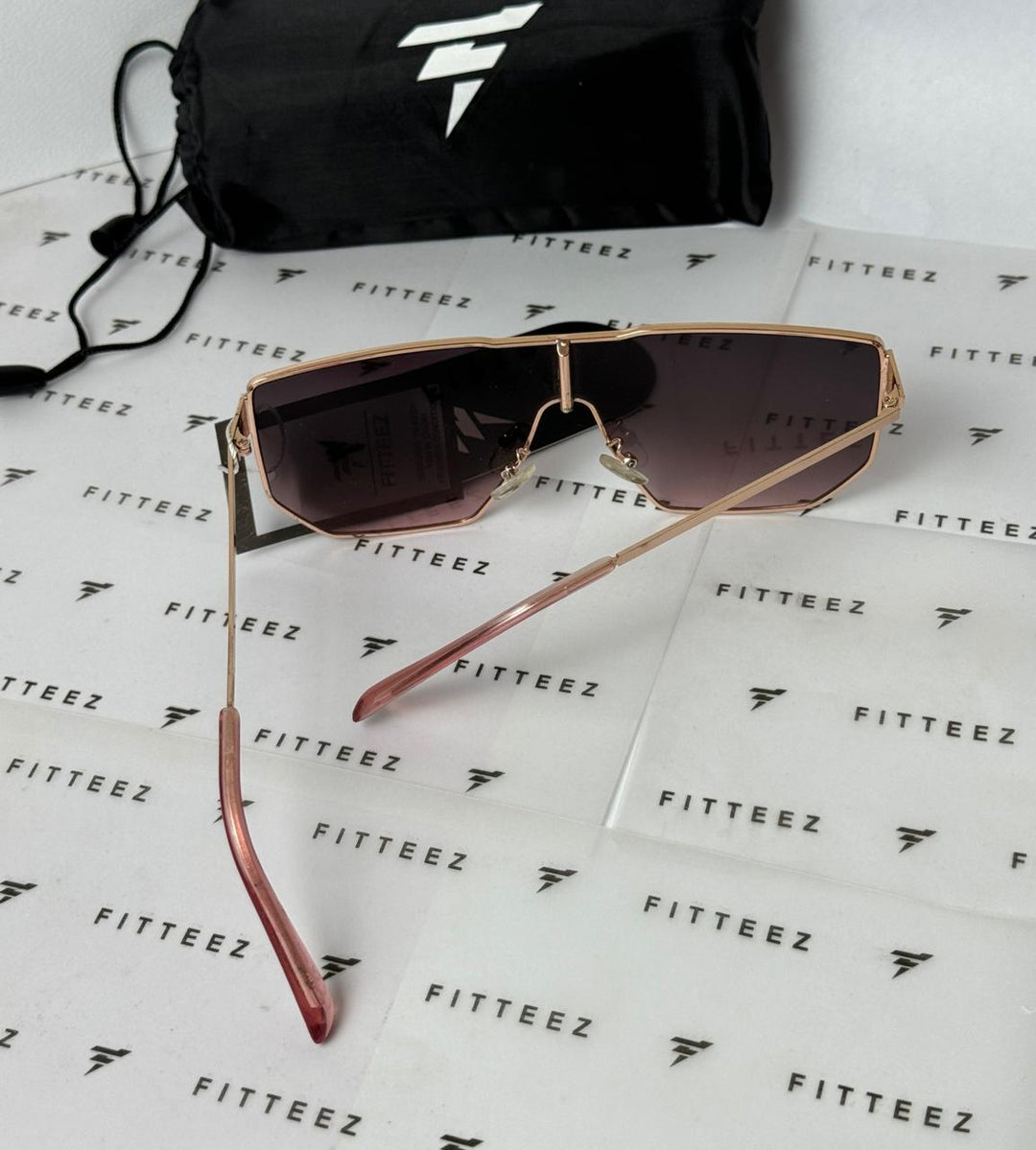 AVIATOR-GLASSES GLASSES IS NOT JUST ACCESSORIES THEY'RE REFLECTION OF YOUR PERSONALITY - FITTEEZ