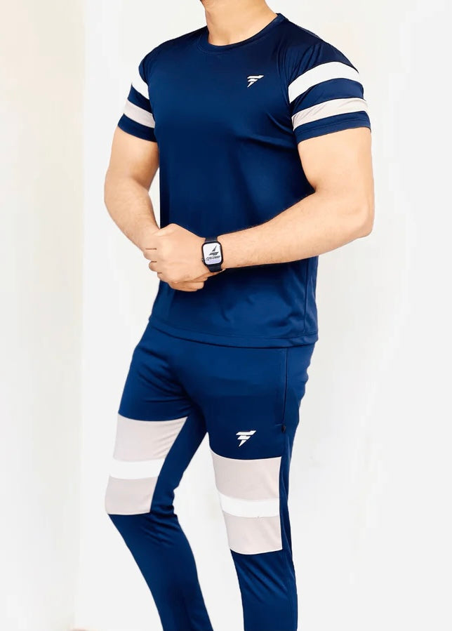 Classic design with modern Touches Tracksuit