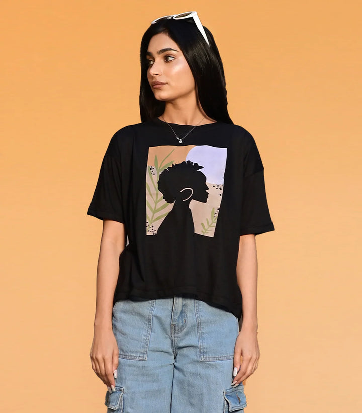 GET COMFY IN STYLE WITH OUR TRENDY BAGGY BLACK T-SHIRTS FOR WOMEN - FITTEEZ