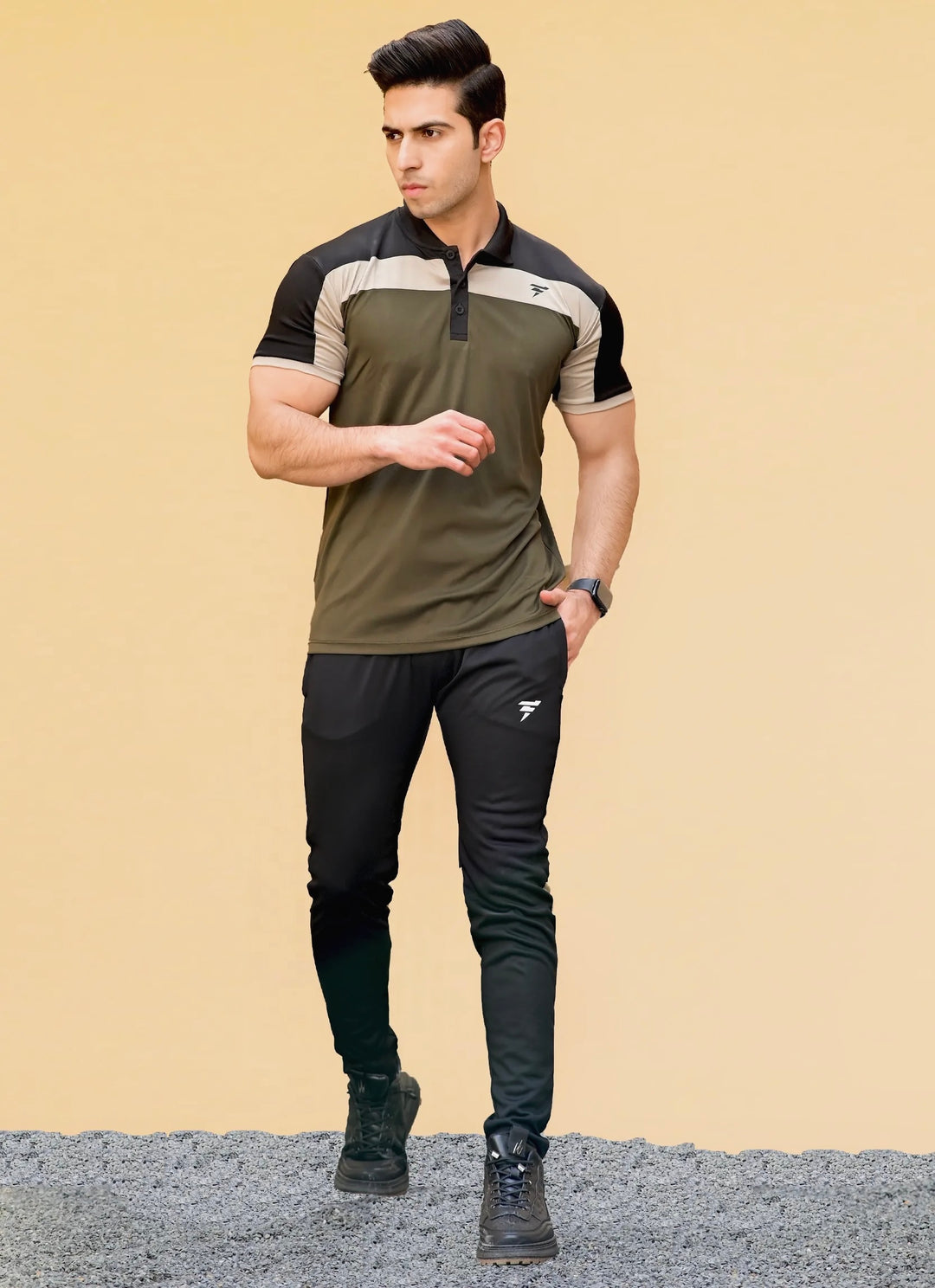 VERSATILITY: DESIGNED SUITED FOR CASUAL WEAR AND WORKOUTS STRETCHABLE AND FLEXABLE TRACKSUIT. - FITTEEZ